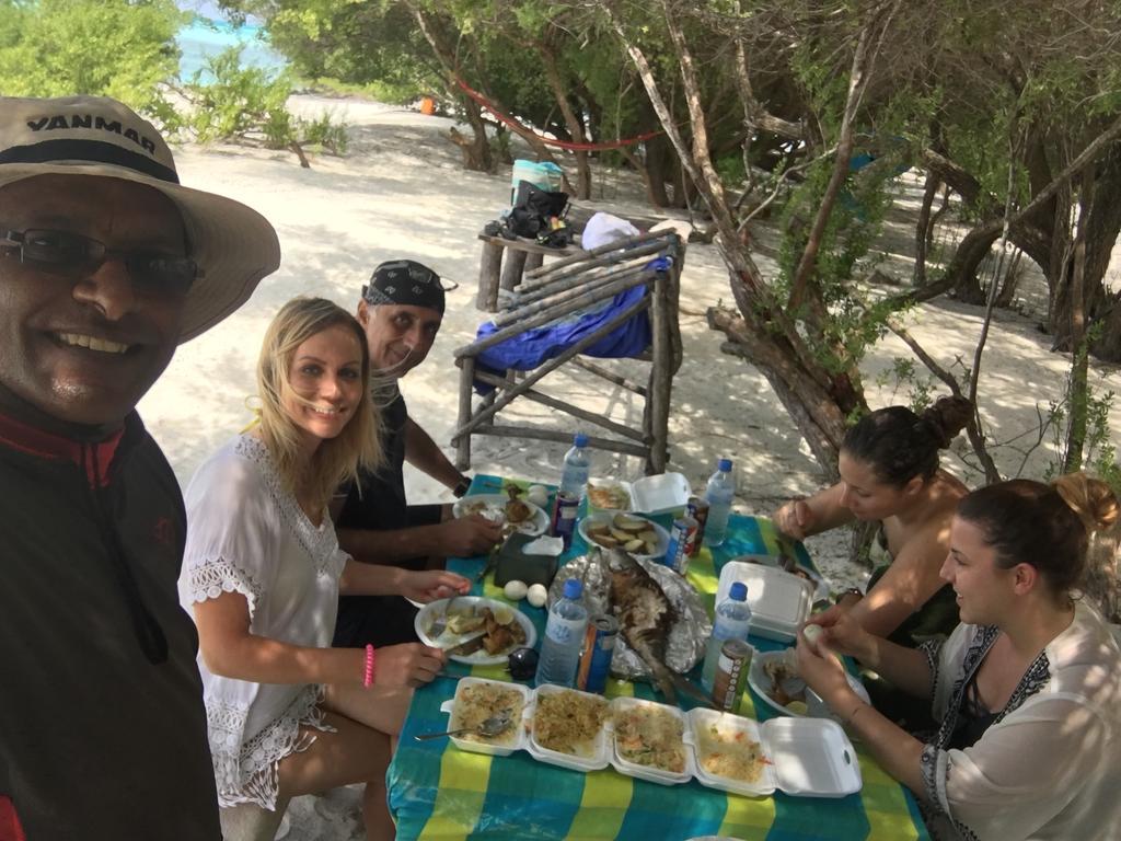 Sunset Holidays Huraa Exterior photo
