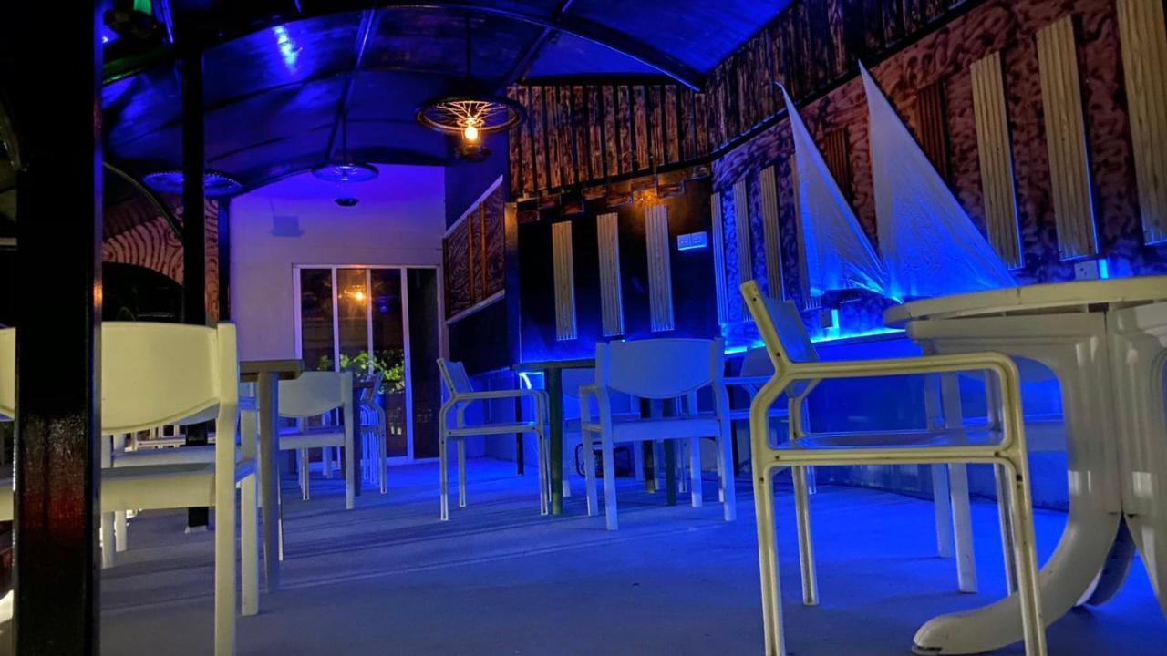 Sunset Holidays Huraa Exterior photo